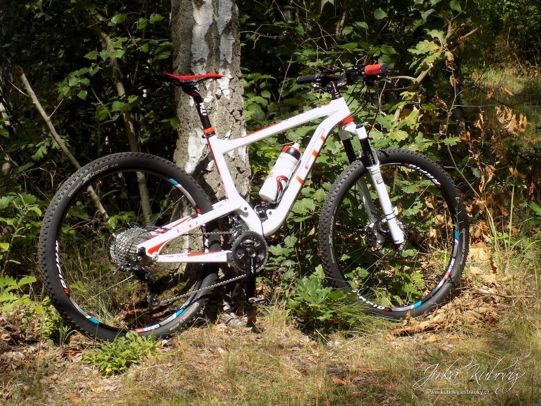 GT Helion Carbon Expert (02)