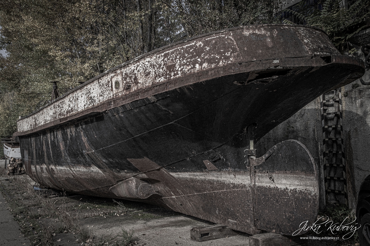 Urbex - Holešovický přístav (02)