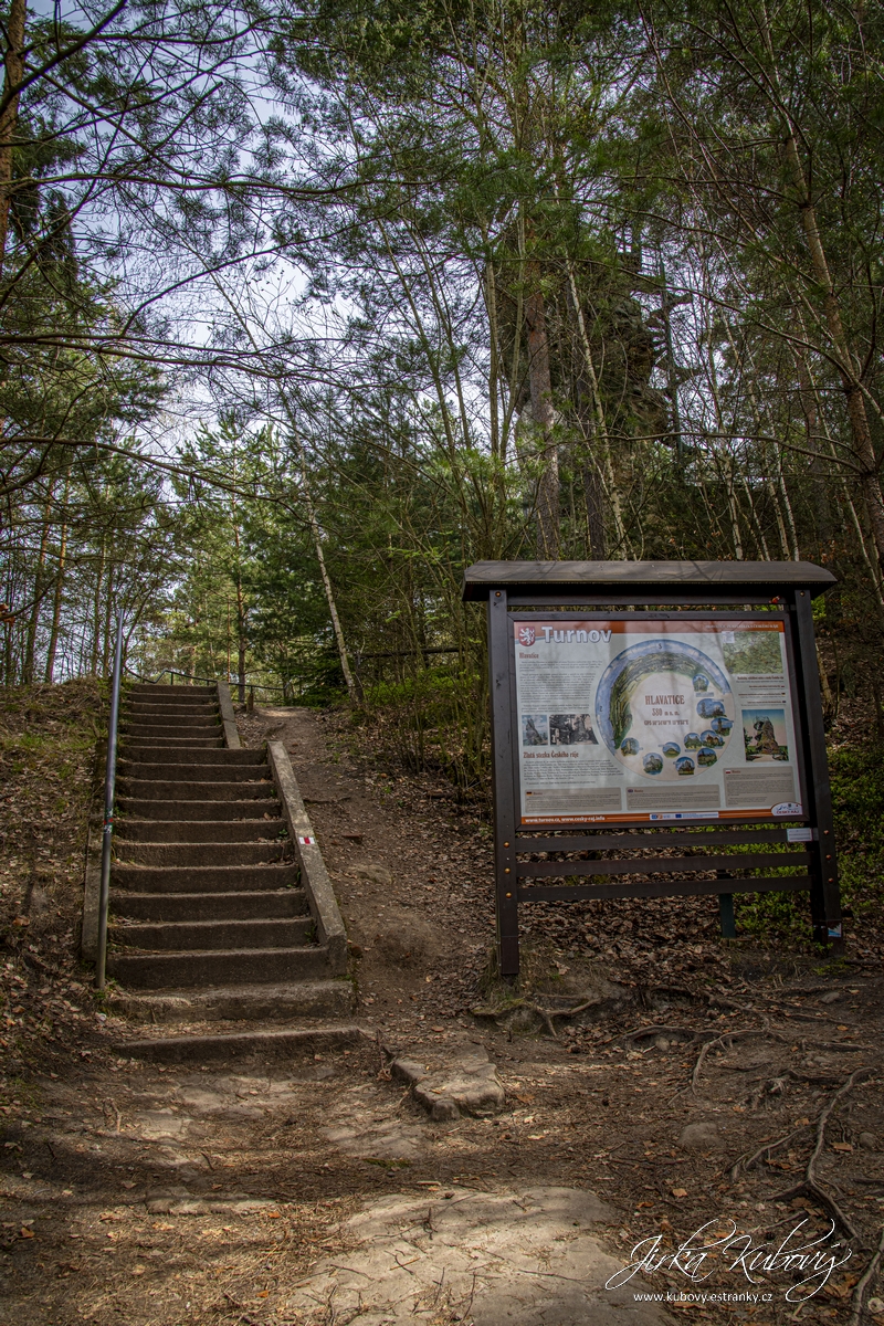 Hrad Valdštejn (02)