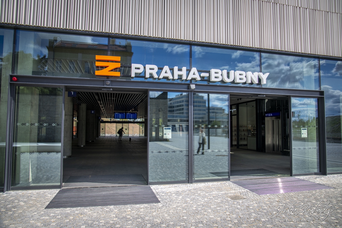 Nádraží Bubny (01)