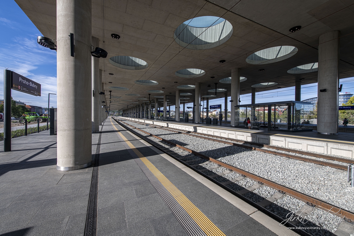 Nádraží Bubny (16)